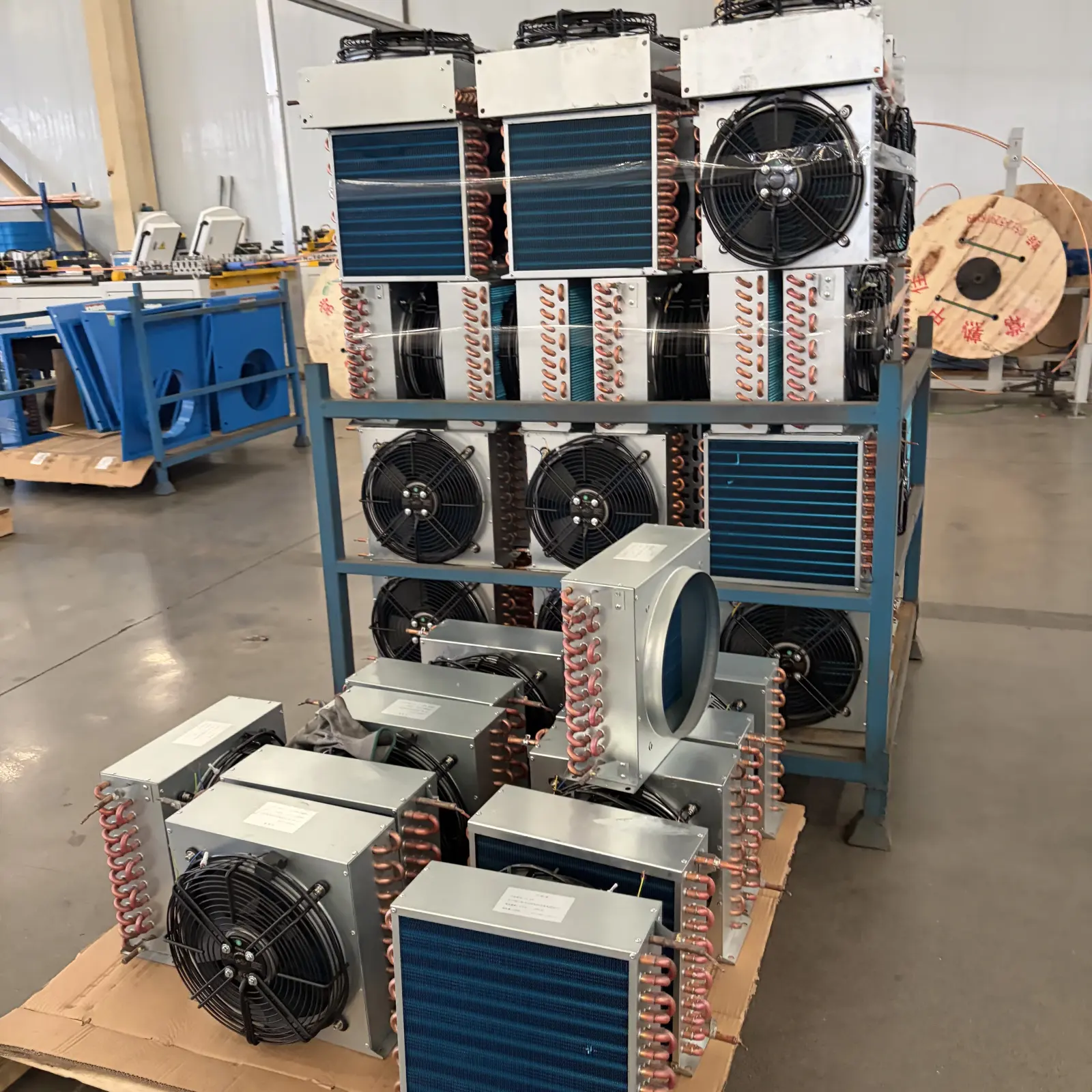 Cooling assemblies and finned heat exchangers